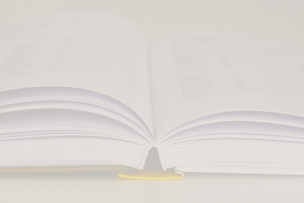 Книги на Светлом фоне