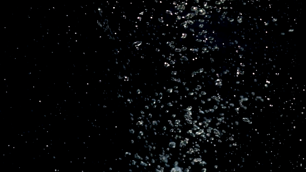 Брызги на черном фоне