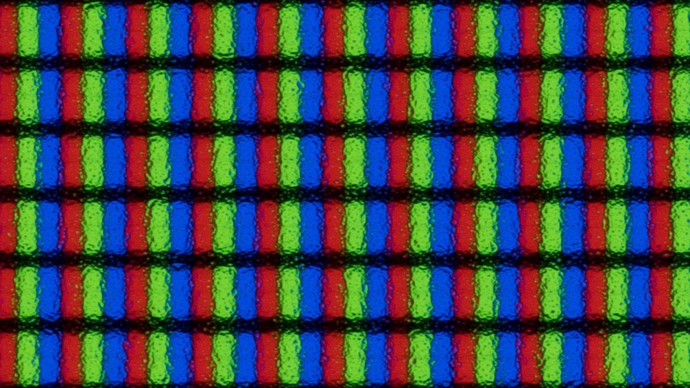 Монитор под микроскопом