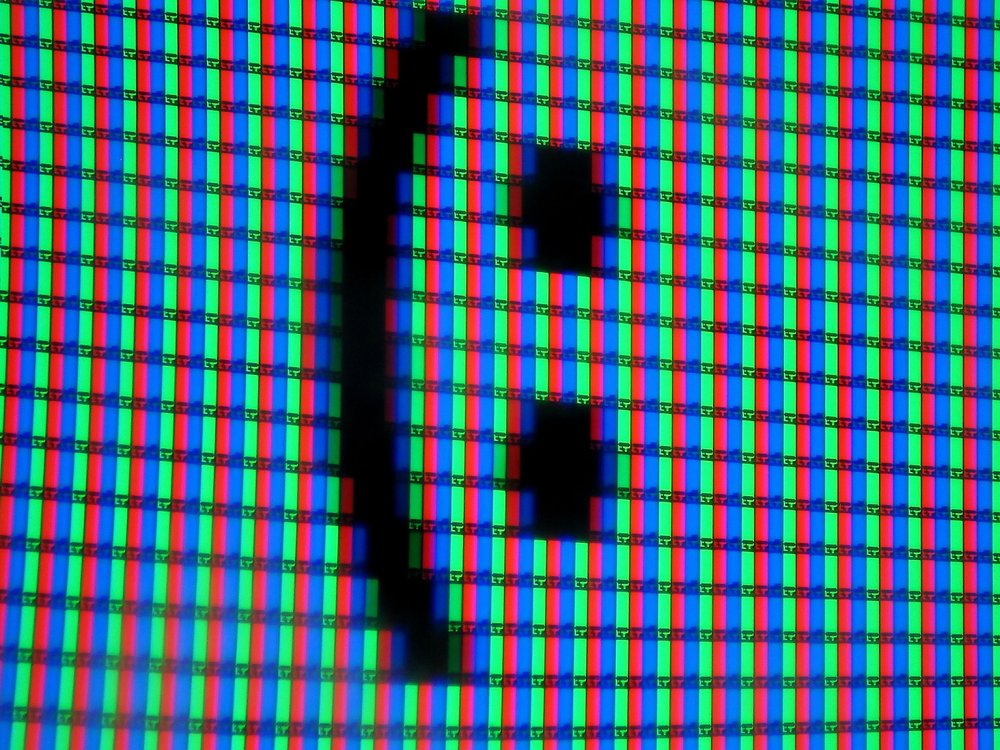 Пиксели на телевизоре
