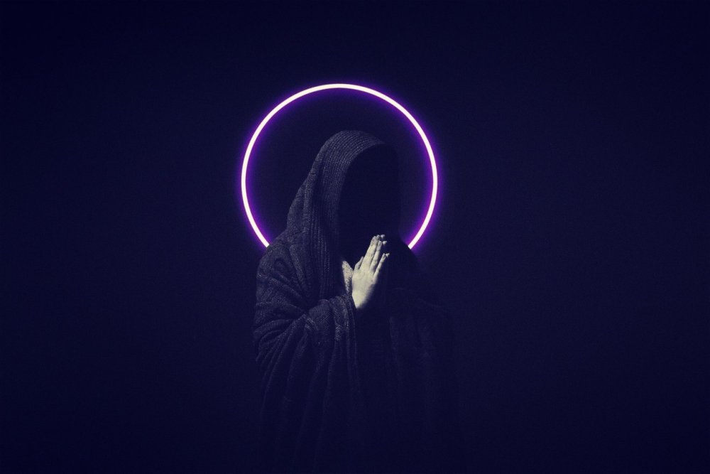 Нимб и рожки