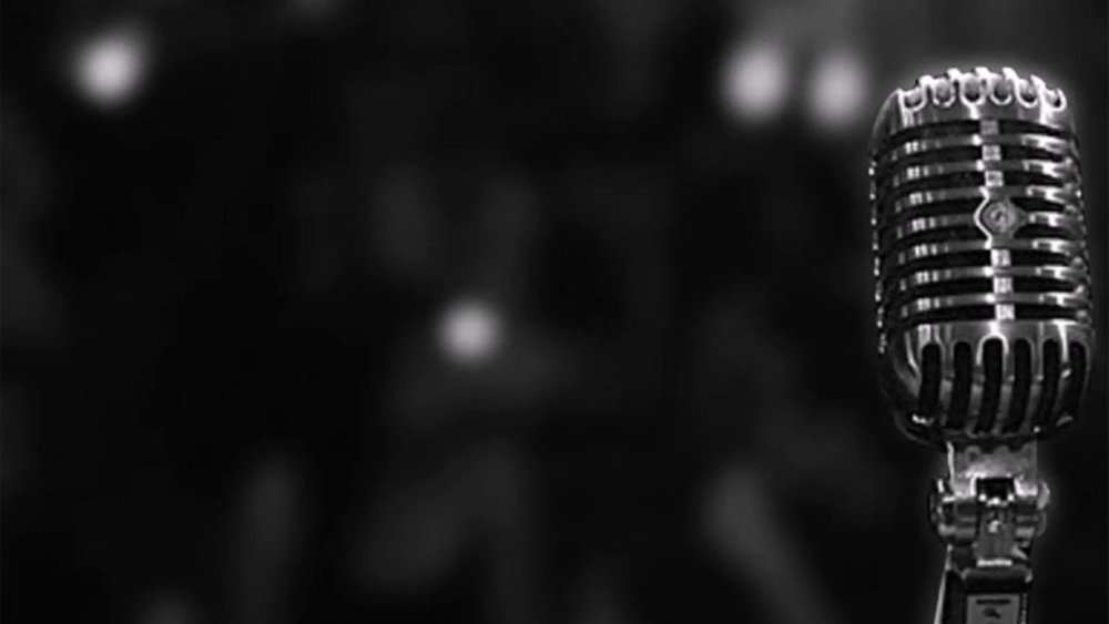 Стильный микрофон