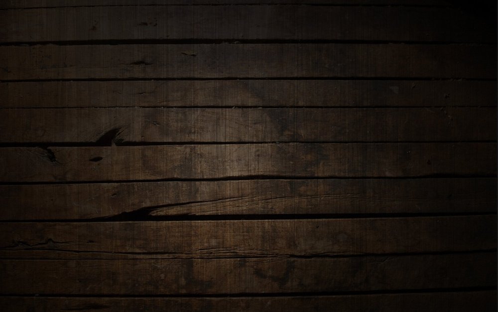 Серое дерево