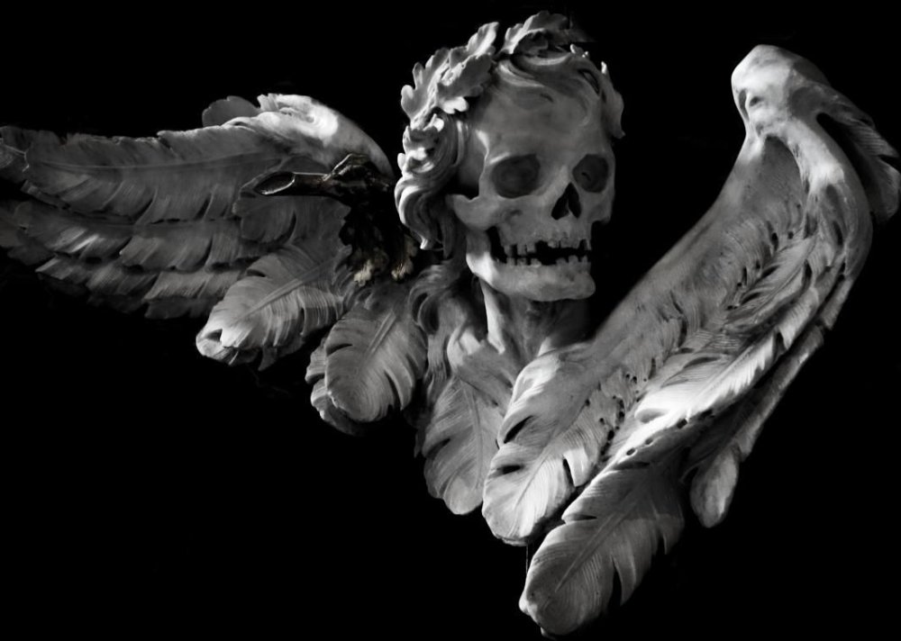 Моменто Мори скульптура