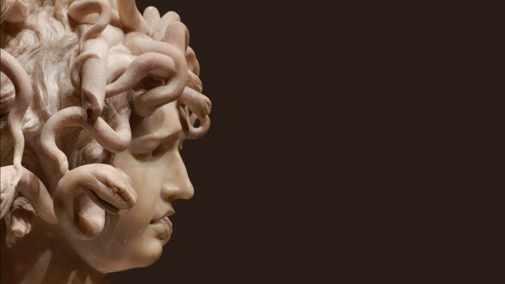 Медуза Горгона скульптура