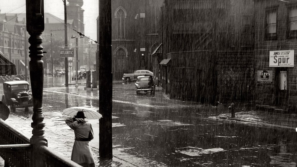 Дождь в городе