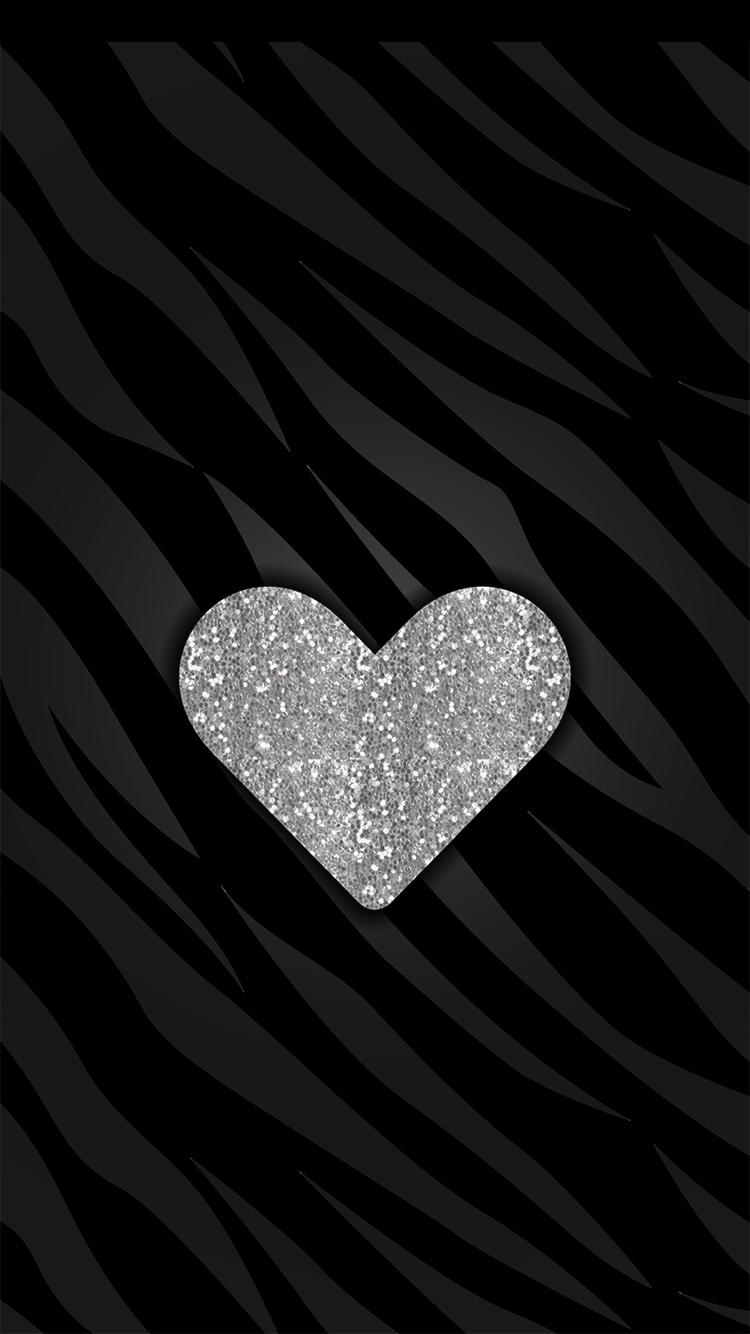 Неоновое сердце на черном фоне