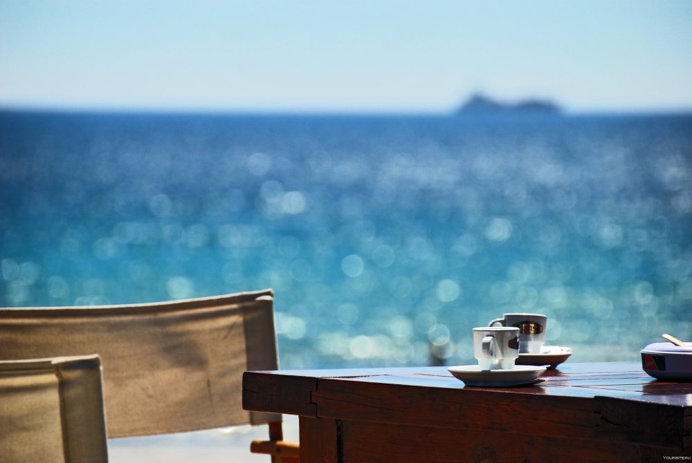 Кофе и море