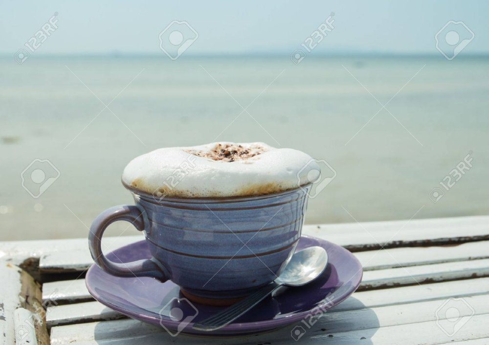 Капучино на море