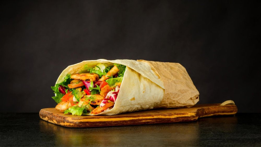 Шаверма фон на темном фоне