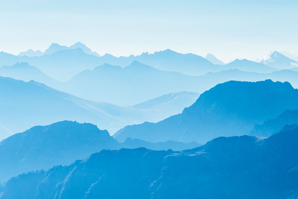 Полупрозрачный фон горы