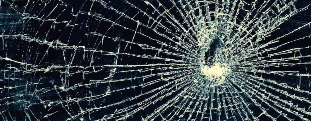 Сломанный экран