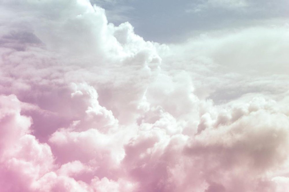 Серо розовое небо