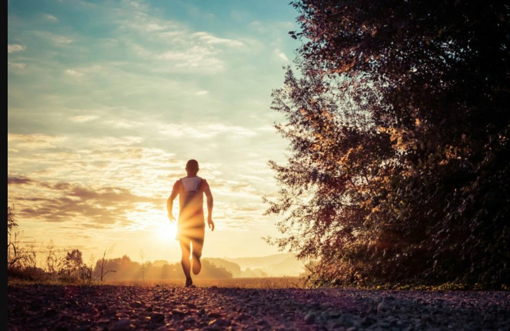 Мужчина в далеке