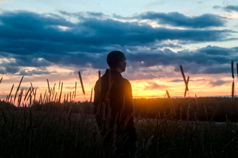 Юноша в поле