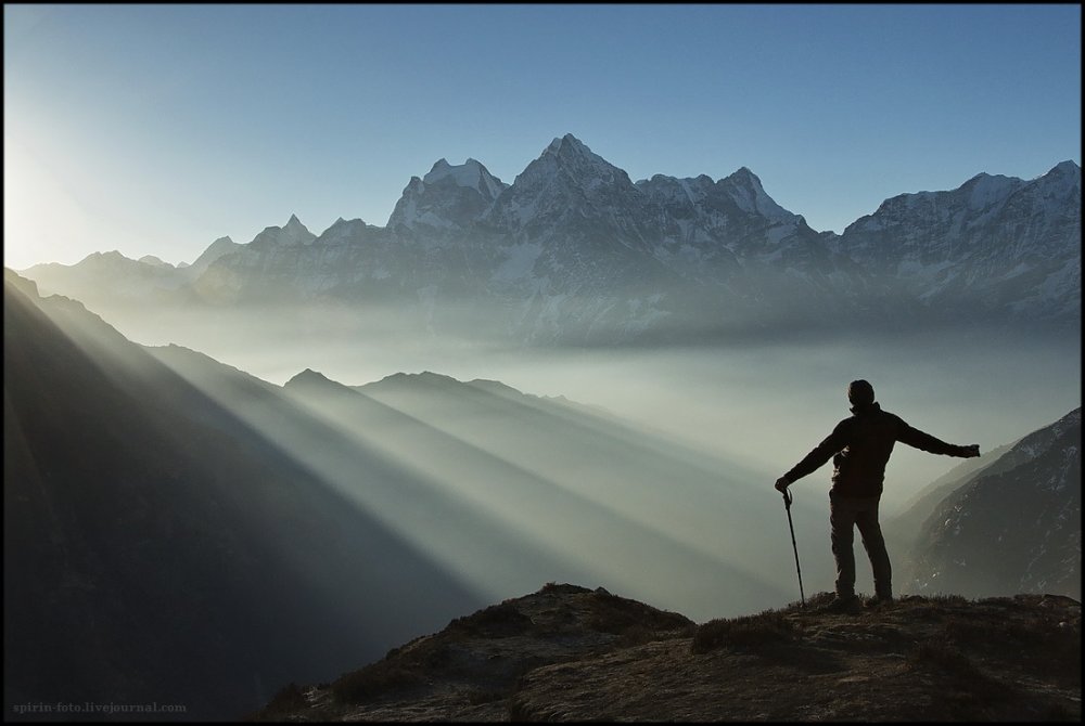 Путник в горах