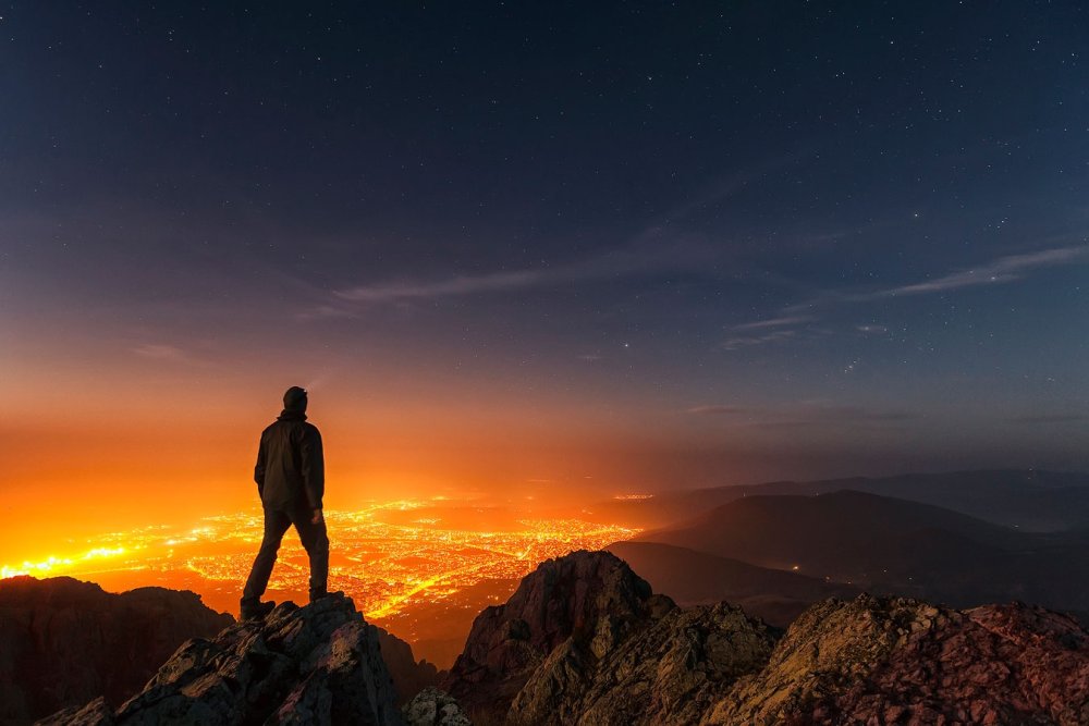 Человек на горе