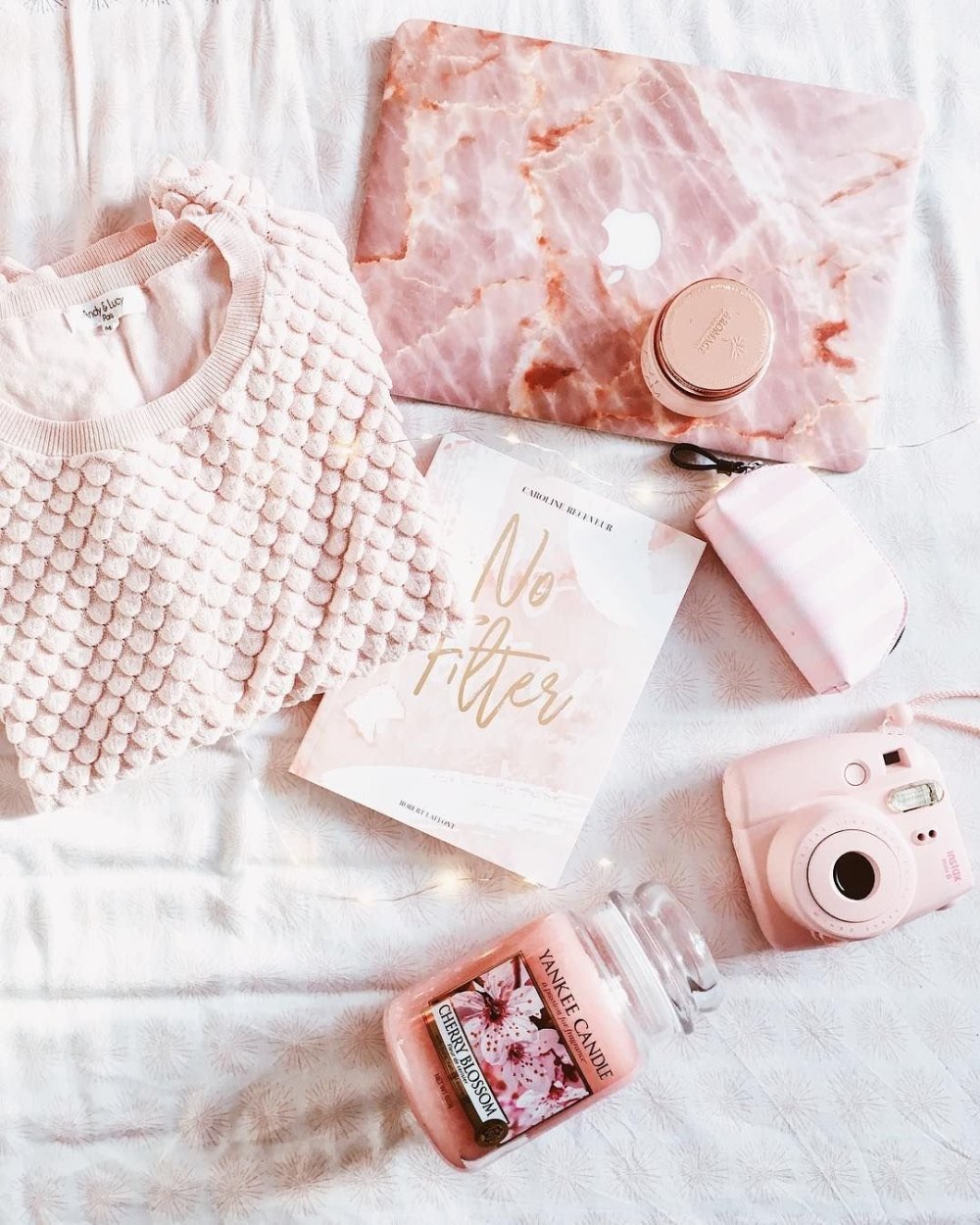 Нежно розовые вещи