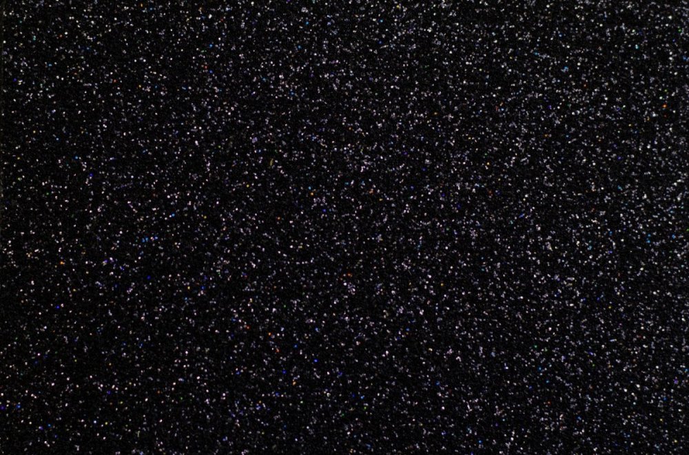 Черный с блестками