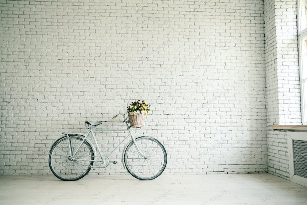 Стена белая Винтаж