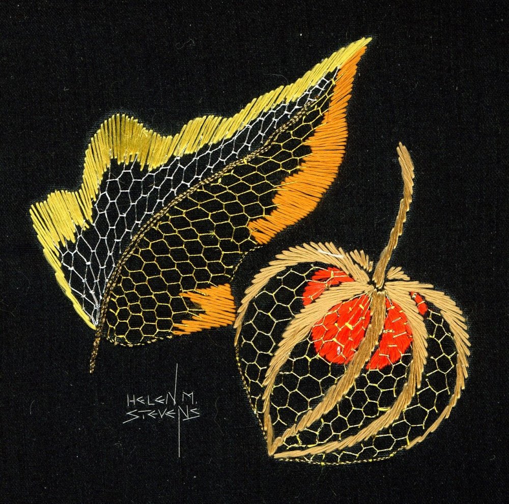 Вышивка гладью на черном фоне