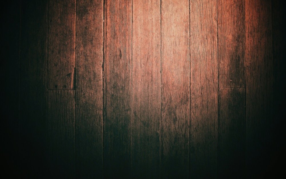 Стол деревянный