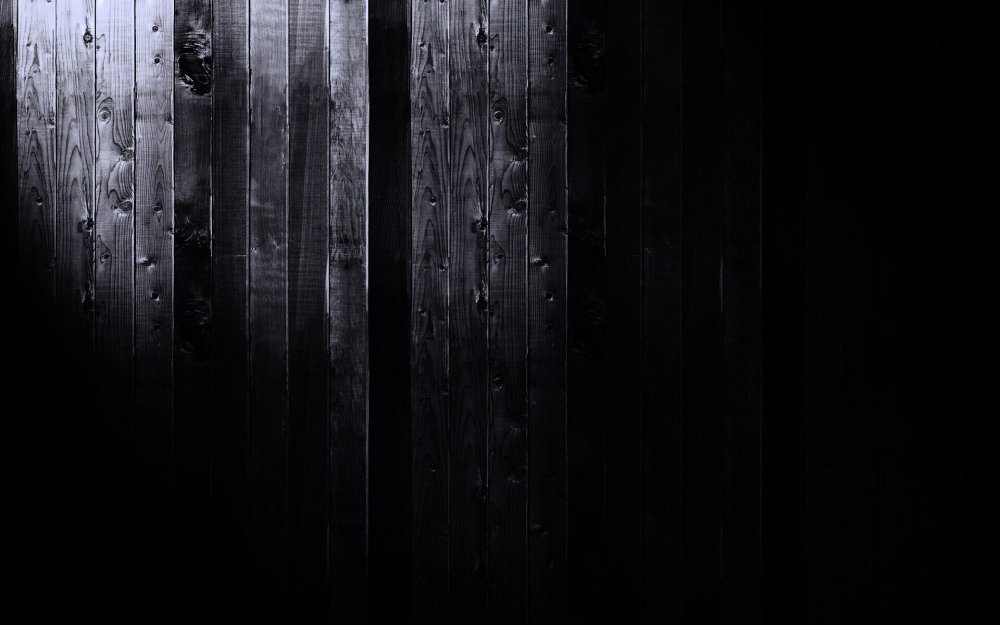 Деревянная поверхность стола