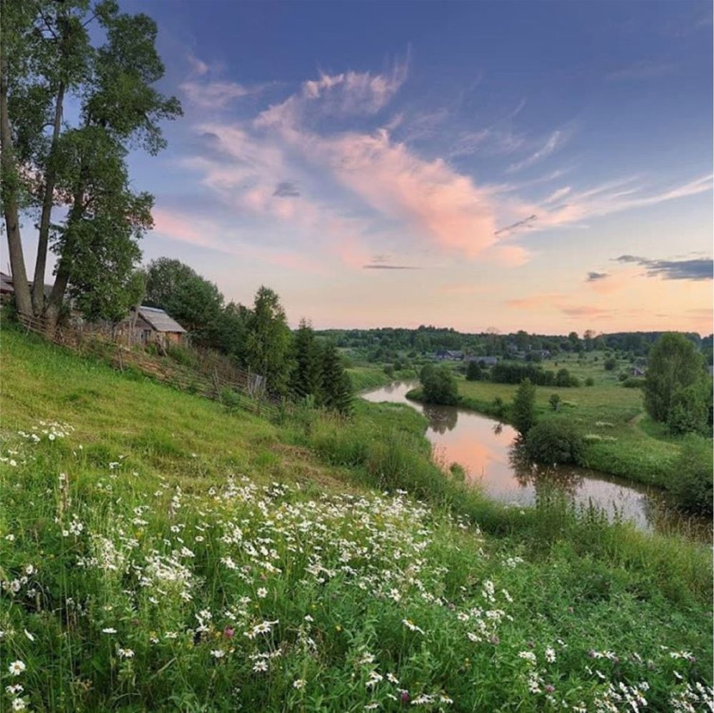 Русь лес поле Церковь