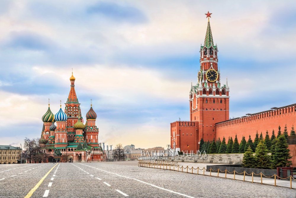 Спасская башня Василий Блаженный храм красная площадь