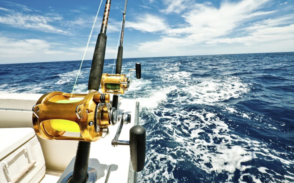 Морская рыбалка на яхте