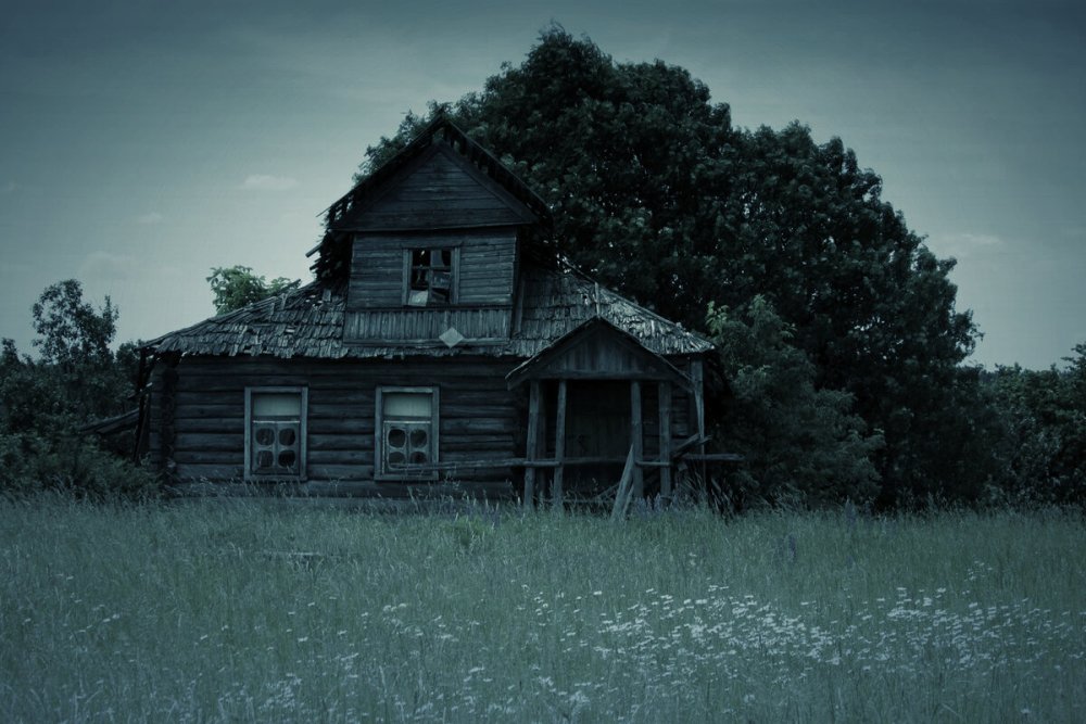 Страшный деревенский дом