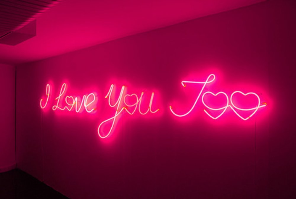 Неоновые надписи