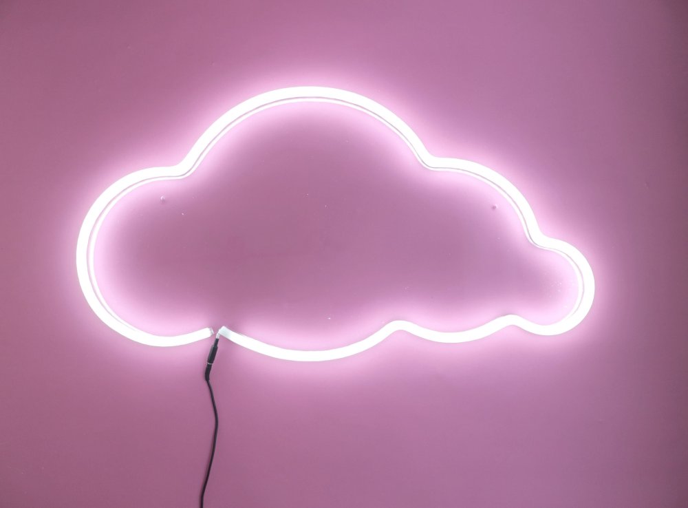 Розовая неоновая лампа