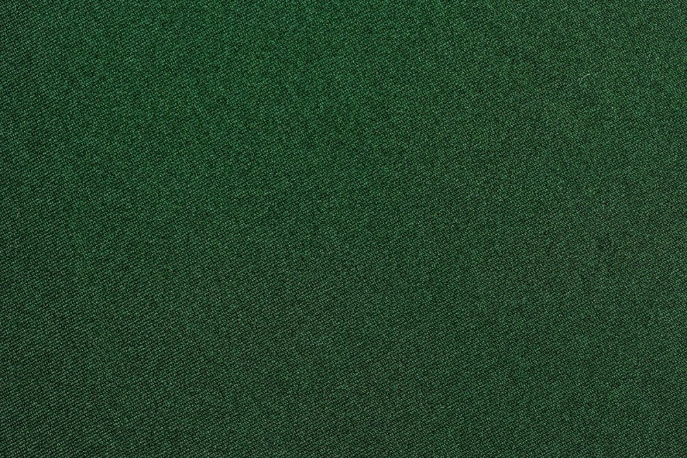 Темно зеленый цвет