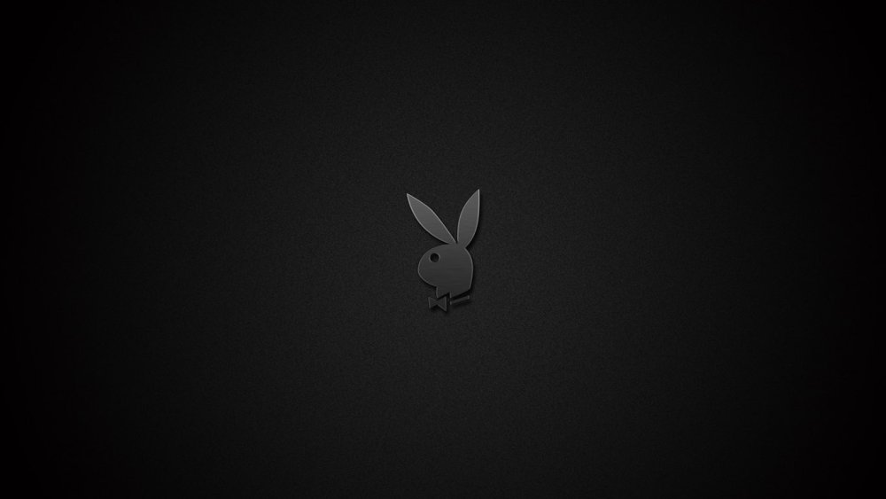 Черные обои 1366х768 для рабочего стола