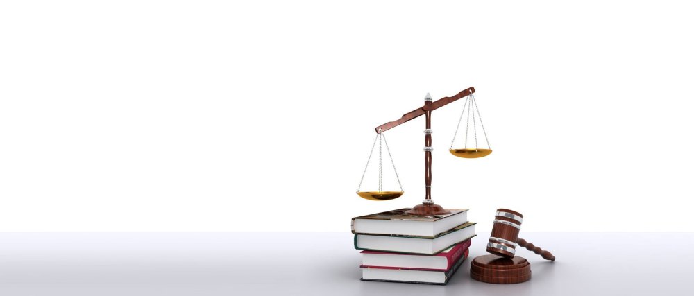 Юридический фон