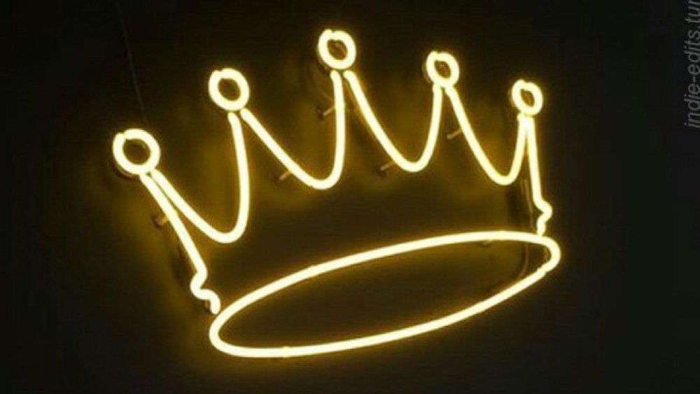 Неоновая корона