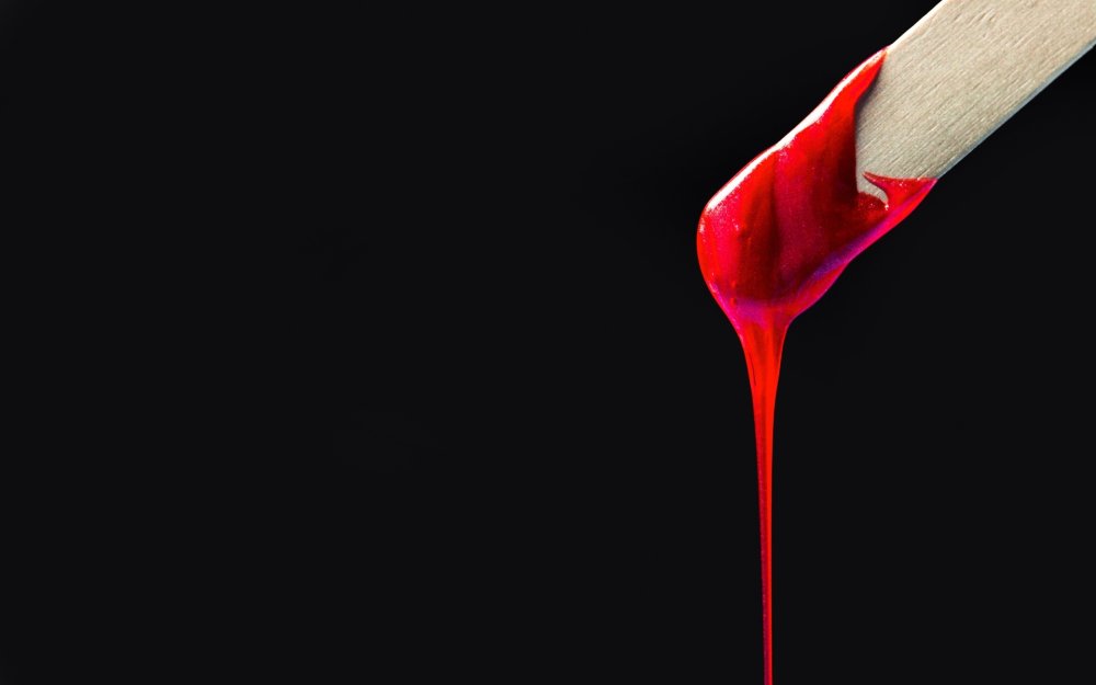 Краски на черном фоне