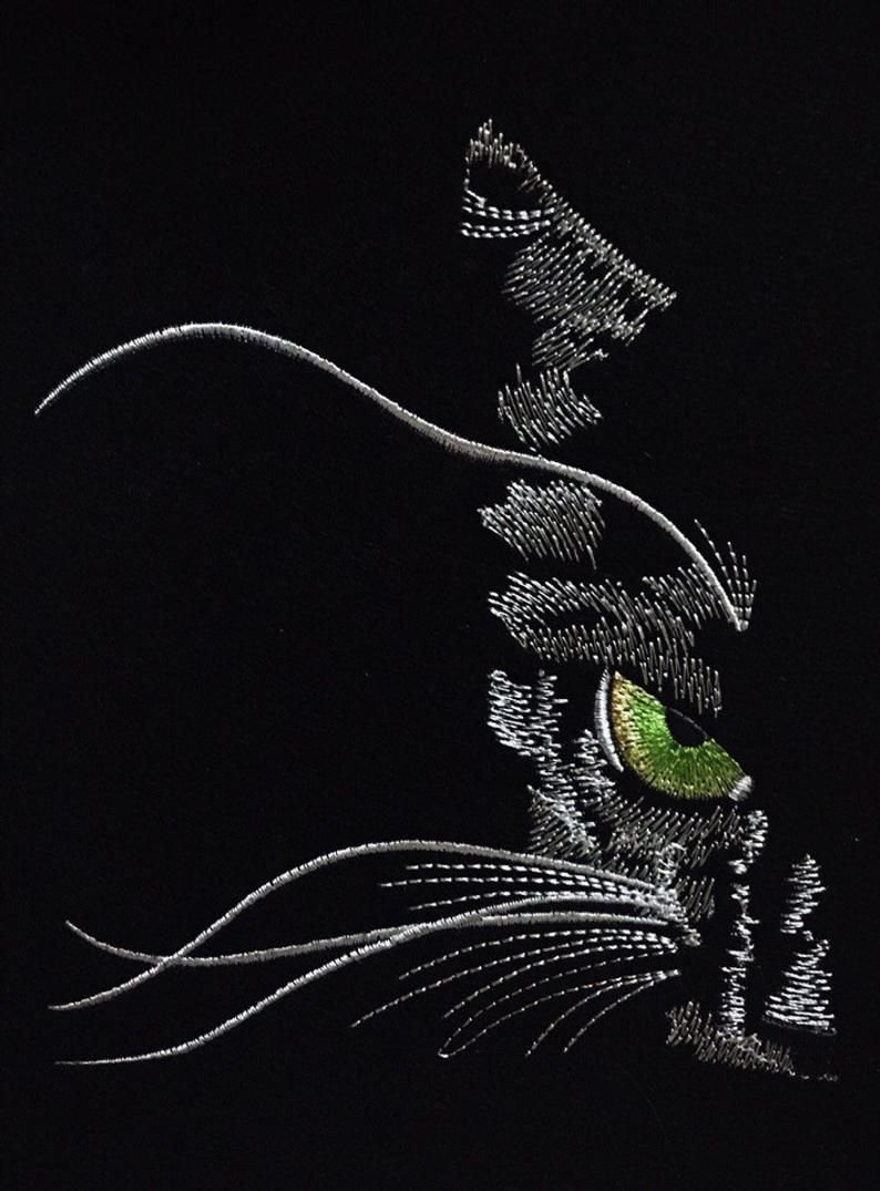 Вышивка на черной канве