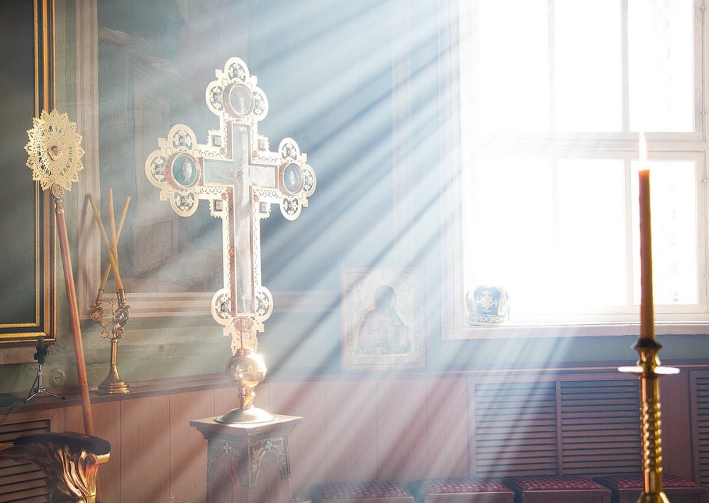 Свет в православном храме