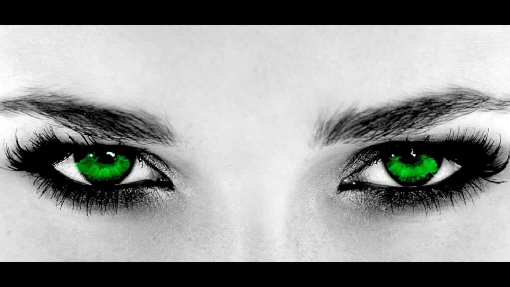 Взгляд зеленых глаз