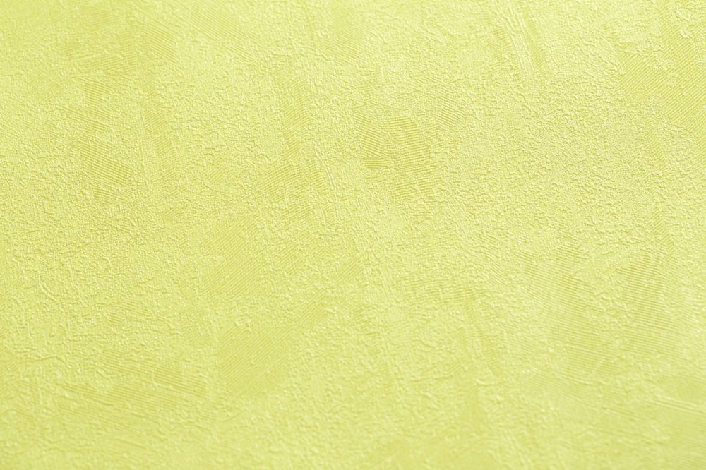 Светло желтый