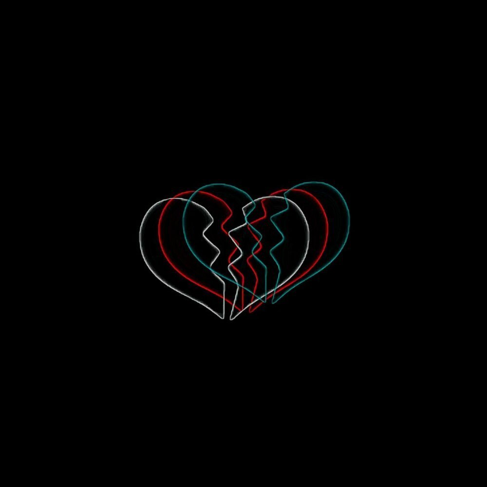 Разбитое сердце на черном фоне