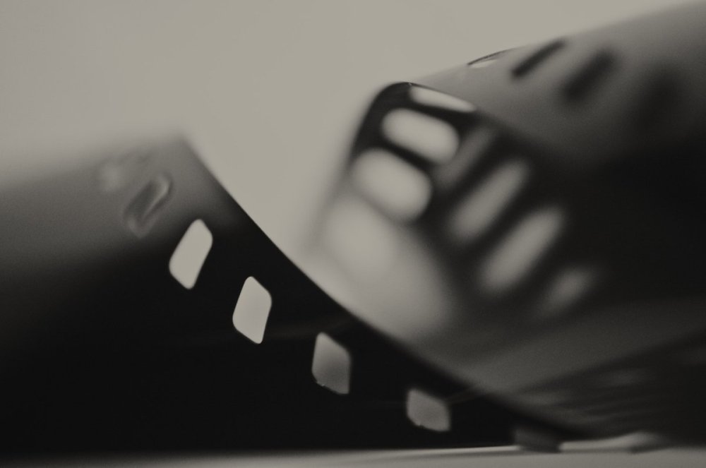 Черно белая негативная пленка