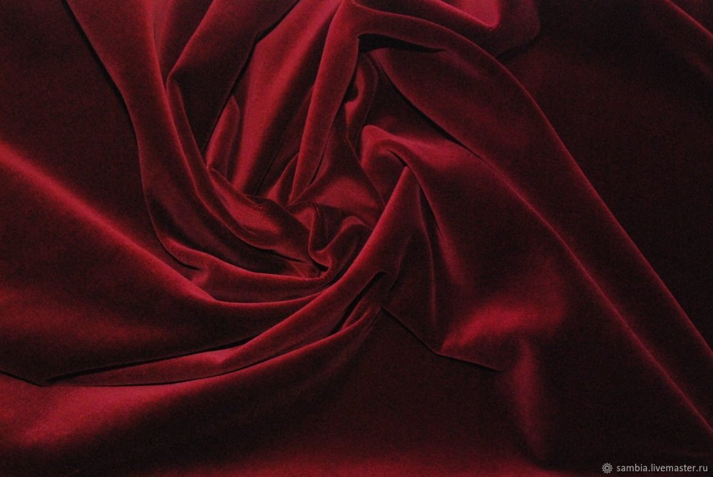 Черная ткань