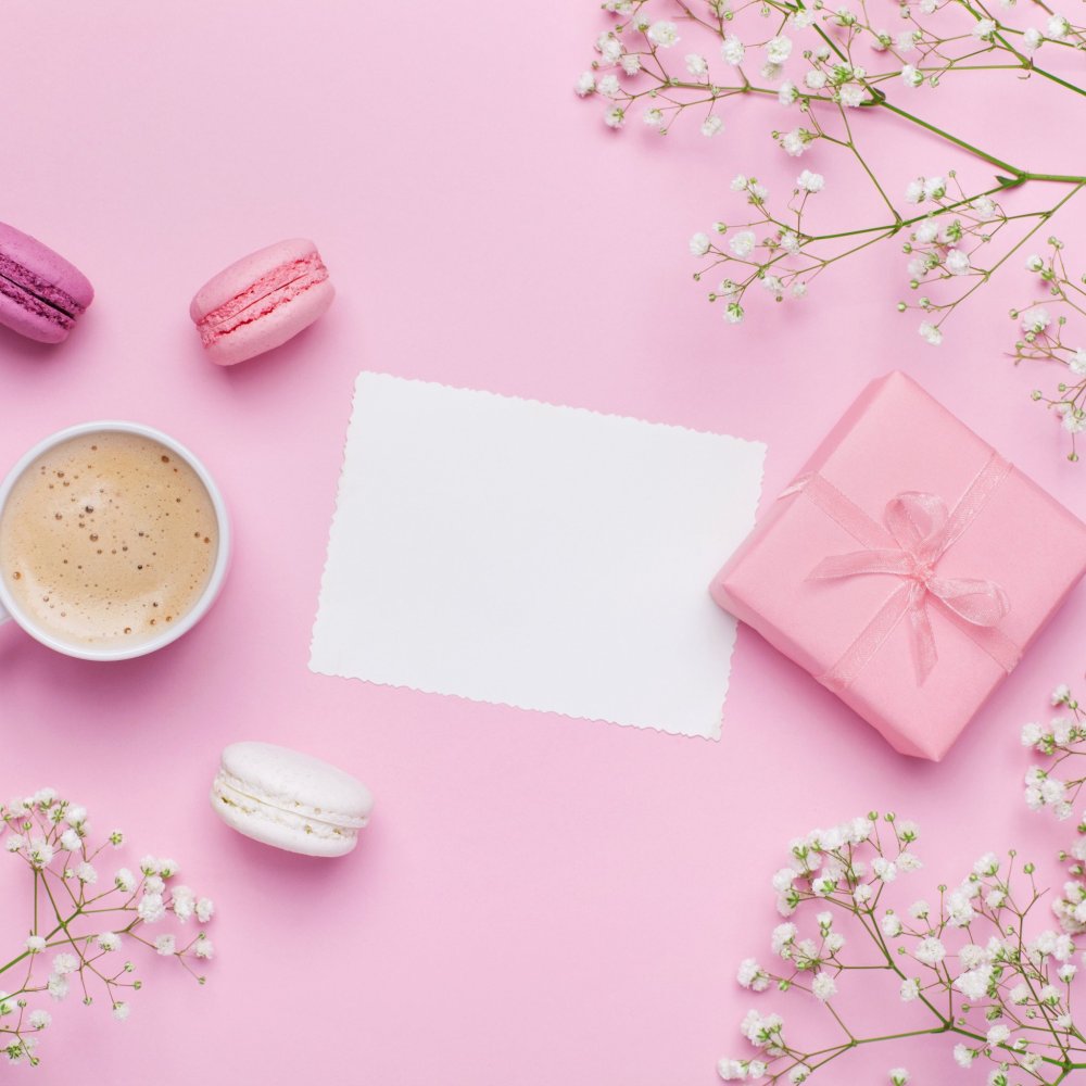 Косметология розовый фон