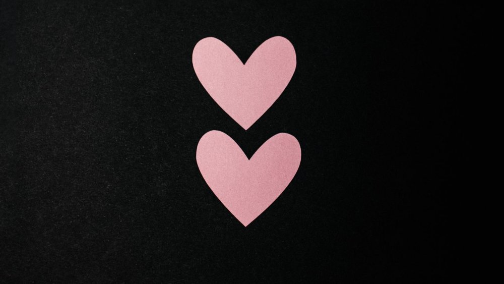 Сердечко розовое Минимализм