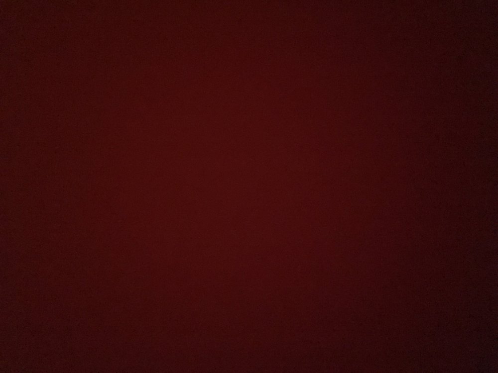 Красный цвет однотонный темный