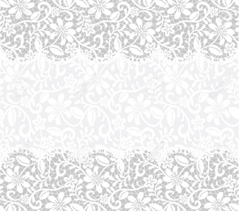 Белое кружево на бежевом фоне