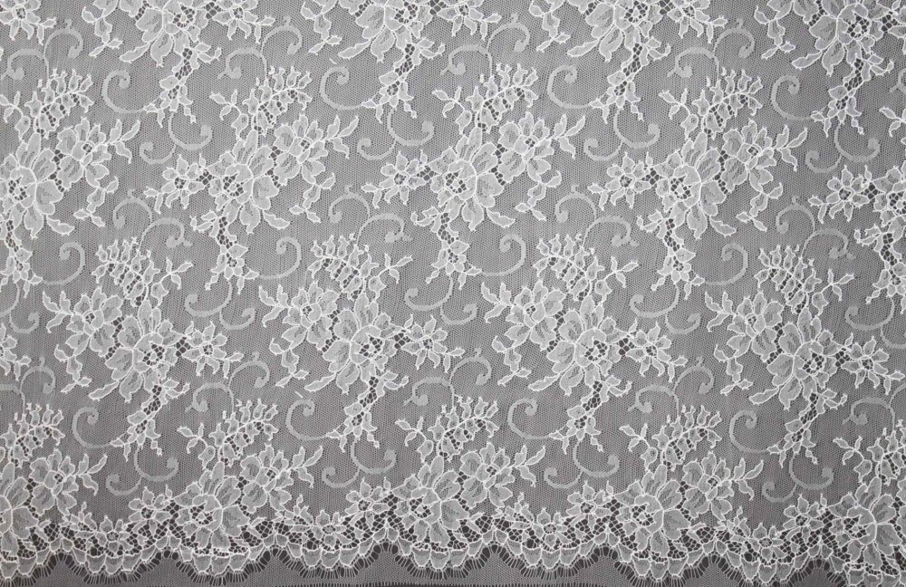 Белые кружева